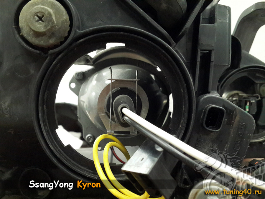 Как поменять лампочки ssangyong kyron SsangYong Kyron, Замена на биксеноновые линзы - Tuning40 на DRIVE2