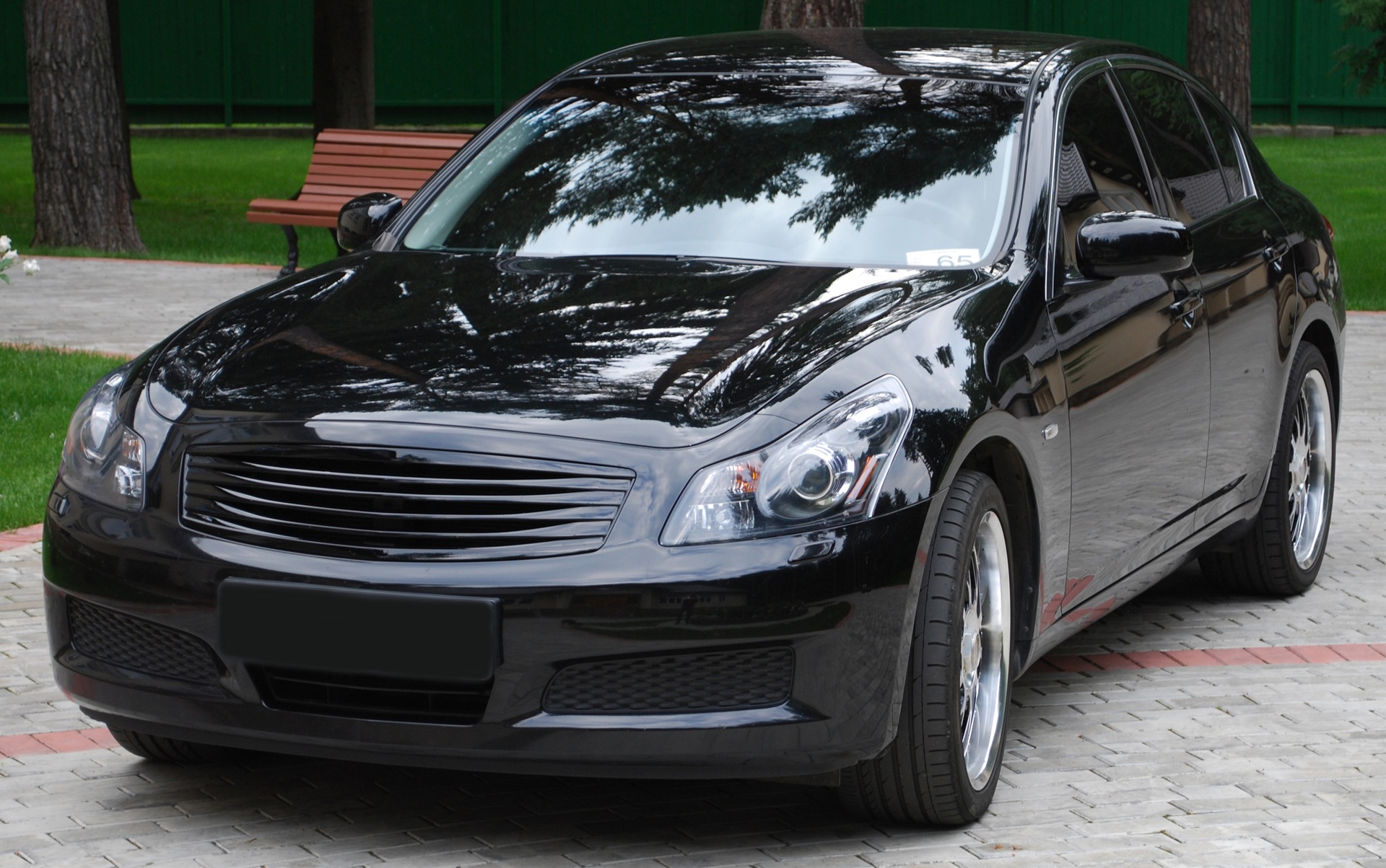 Черный матовый Infiniti g35