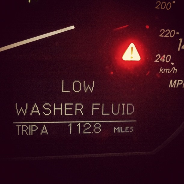 Washer перевод. Low Washer Fluid. Low Washer Fluid Lexus. Low Washer Fluid перевести. Washer Fluid Low БМВ х5.