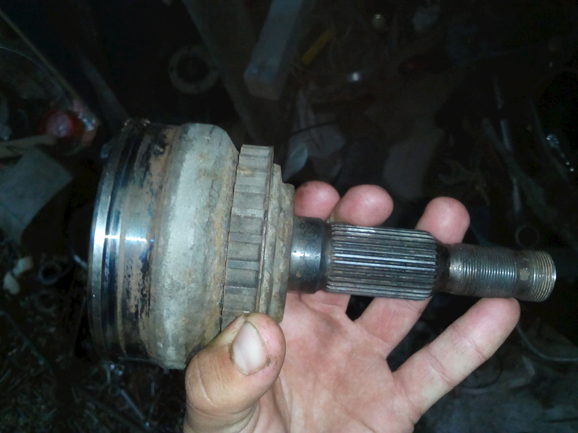 Замена наружнего левого ШРУСа - Opel Vectra C, 2,2 л, 2003 года своими руками DR