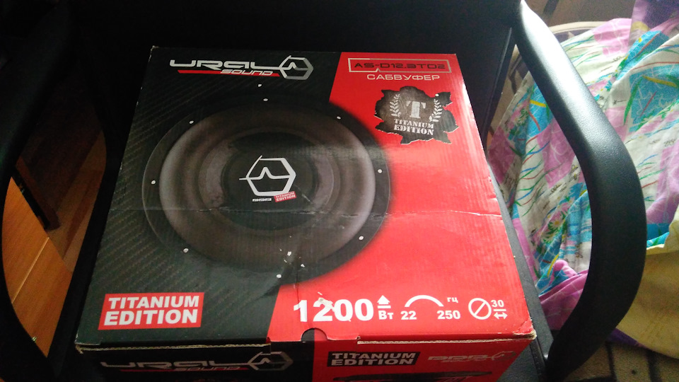 Установка сабвуфера ural as-d12.3 td2 и моноблока ural akm 1.700 ...