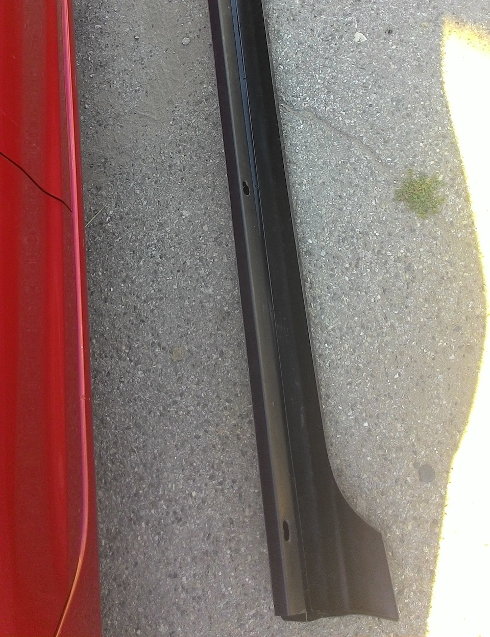 Сам порог — внешняя часть без изменений — Renault Logan (2G)