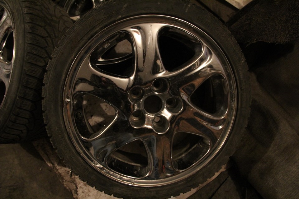 Литье R18 с полкой и R18 хром с ризиной — Nissan Skyline (R32), 2,5 л ...