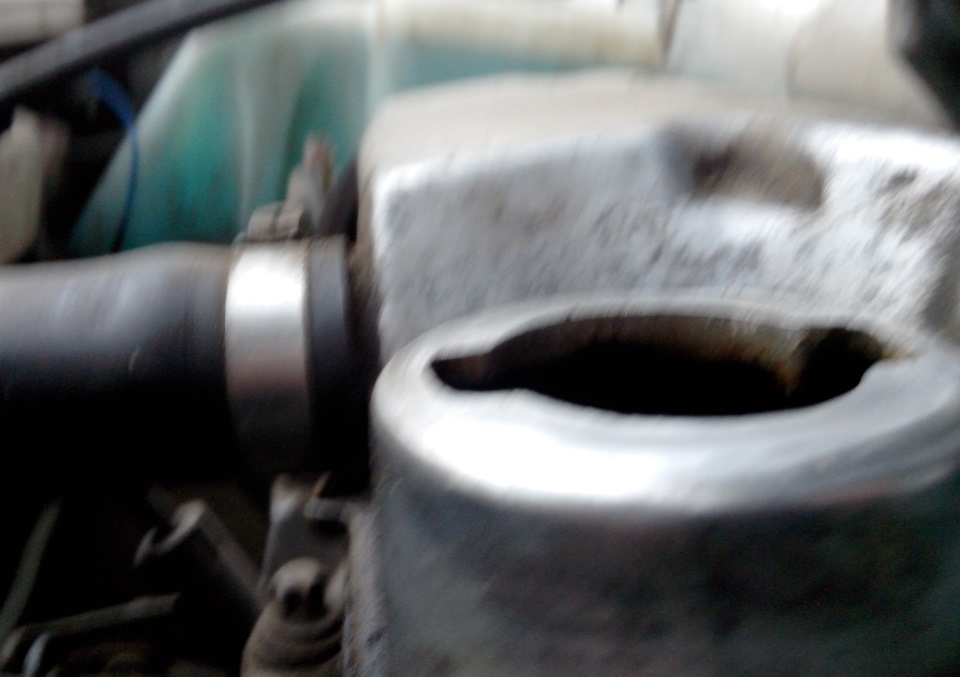 Модернизация крышки маслогорловины — Lada 2115, 1,5 л, 2004 года ...