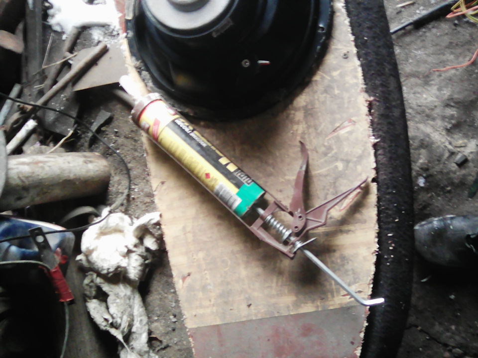 саб в заднюю полку — Lada 21104, 1,5 л, 2002 года | автозвук | DRIVE2