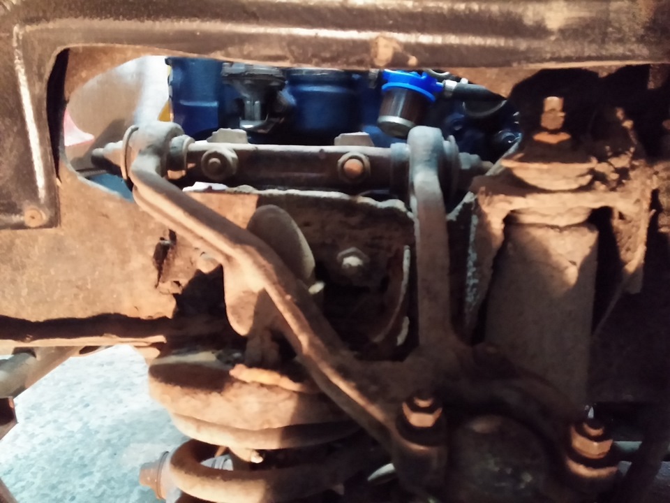 Лечение лонжерона — Lada 4x4 3D, 1,6 л, 1985 года | своими руками | DRIVE2