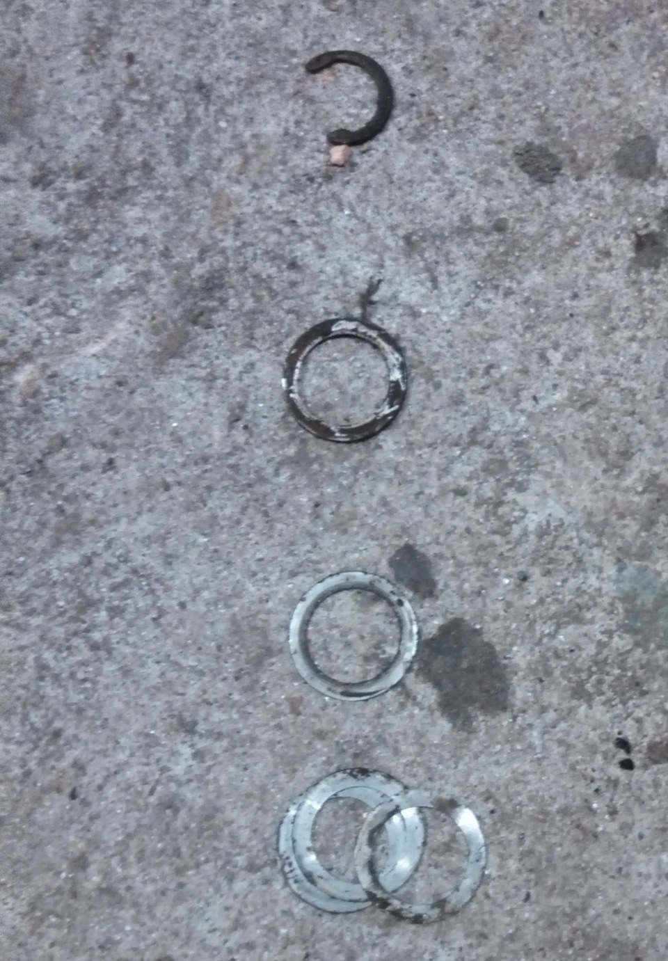 Стопорное кольцо трапеции. Парма м6 кольцо стопорное. Стопорное кольцо трапеции. Шайба стопорная камаз 65115. Стопорное кольцо для трапеции ваз 2105.