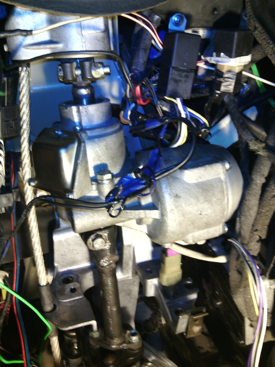 Ставим электроусилитель руля на ВАЗ-2114 своими руками: полный алгоритм установки с фото