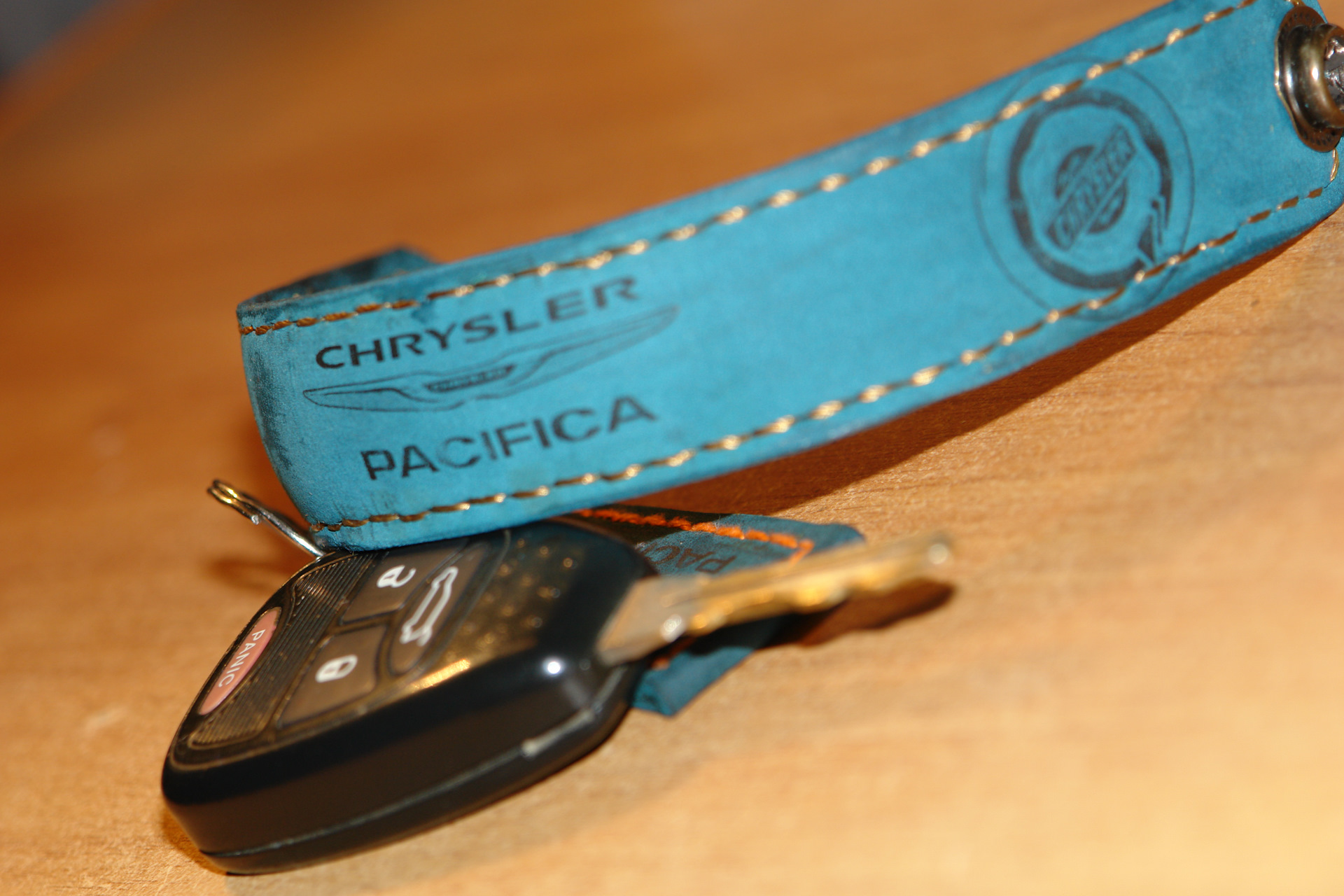 Смастерил браслет Chrysler Pacifica)))) — Chrysler Pacifica (1G), 3,5 л ...