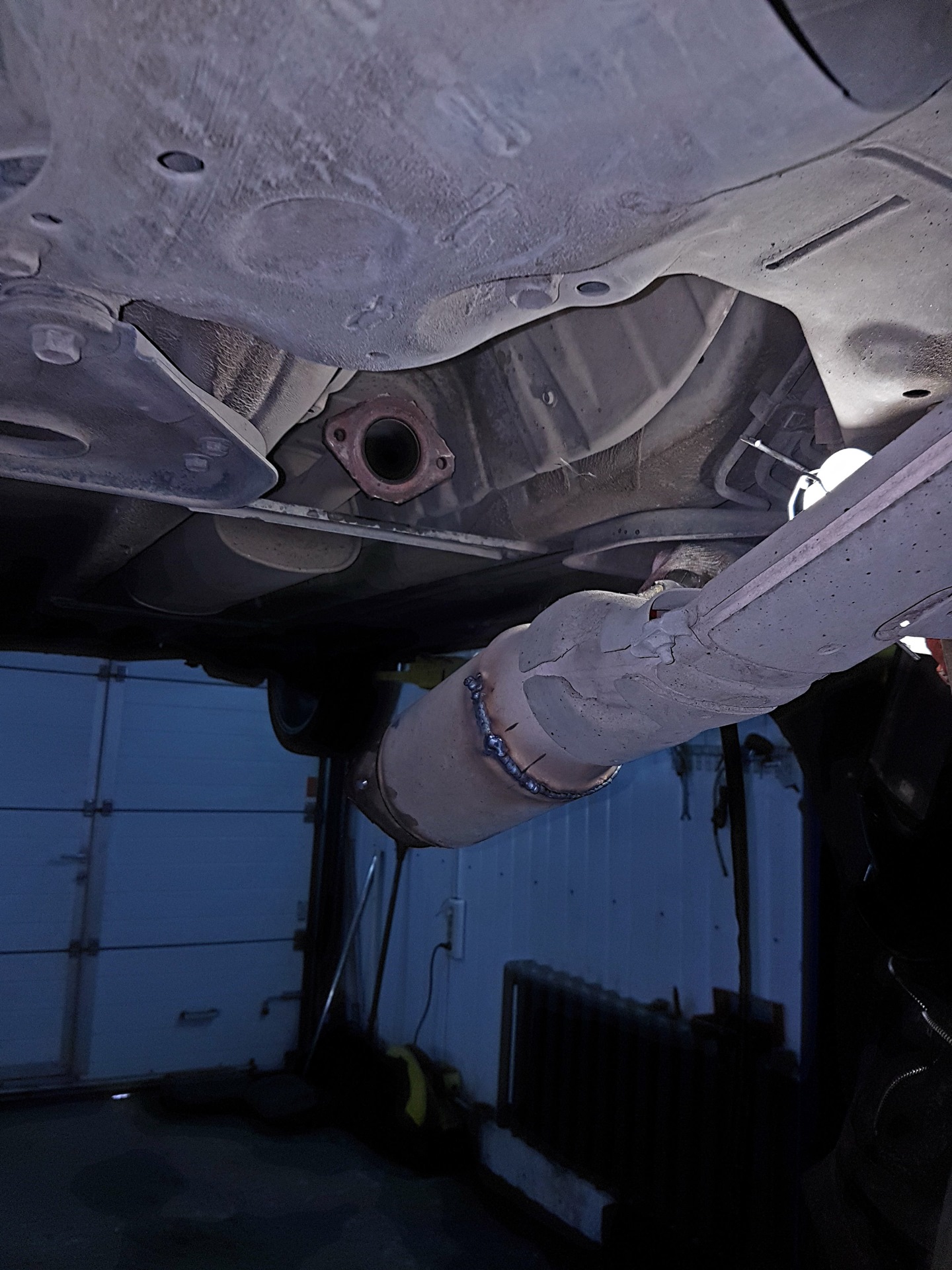 Глушитель часть 2 — Nissan Teana (J32), 2,5 л, 2012 года | визит на ...