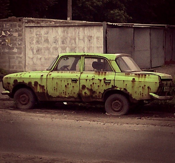 Гнилой москвич 412 очень