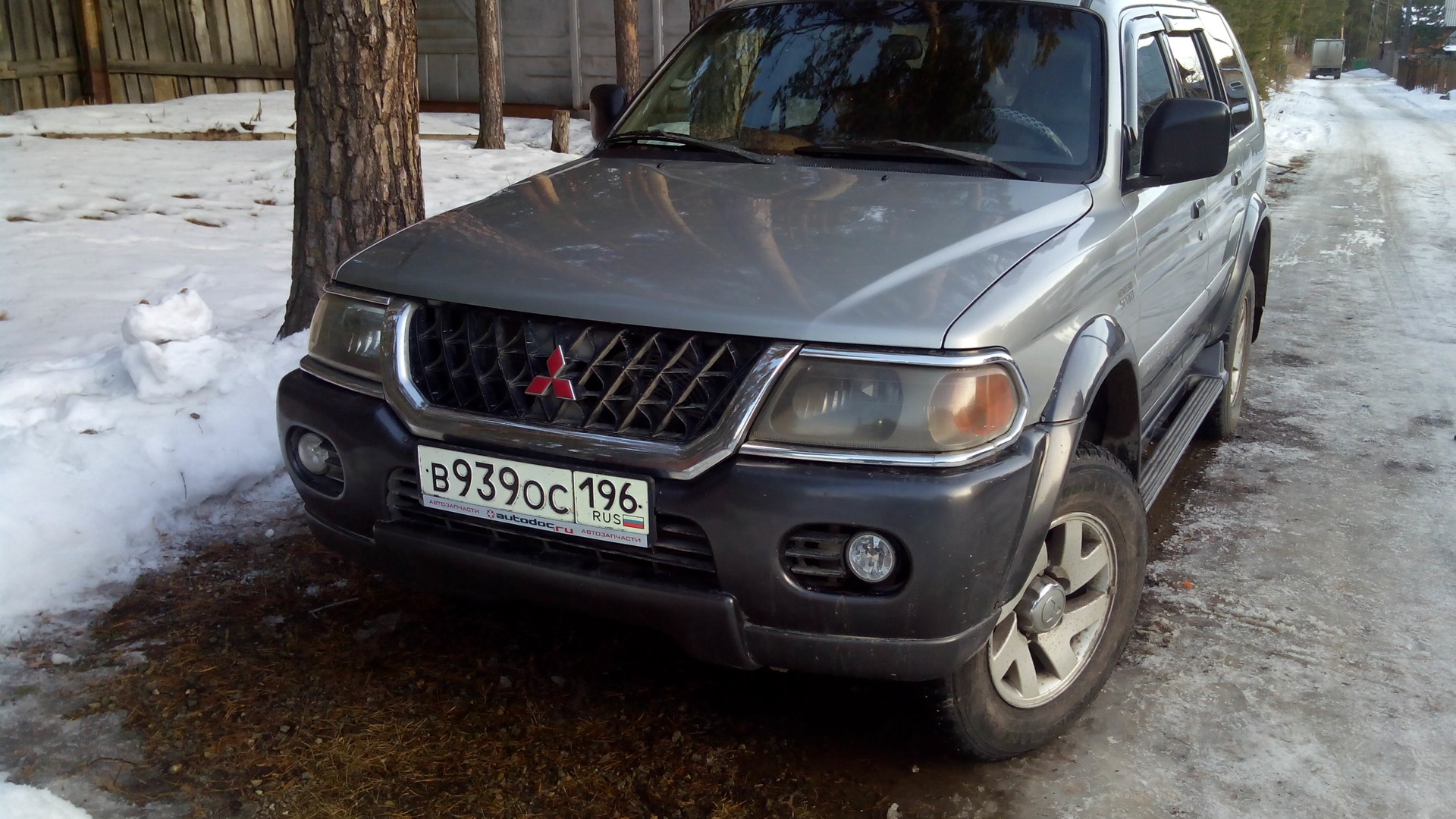 Mitsubishi Montero Sport 3.0 бензиновый 1999 | 