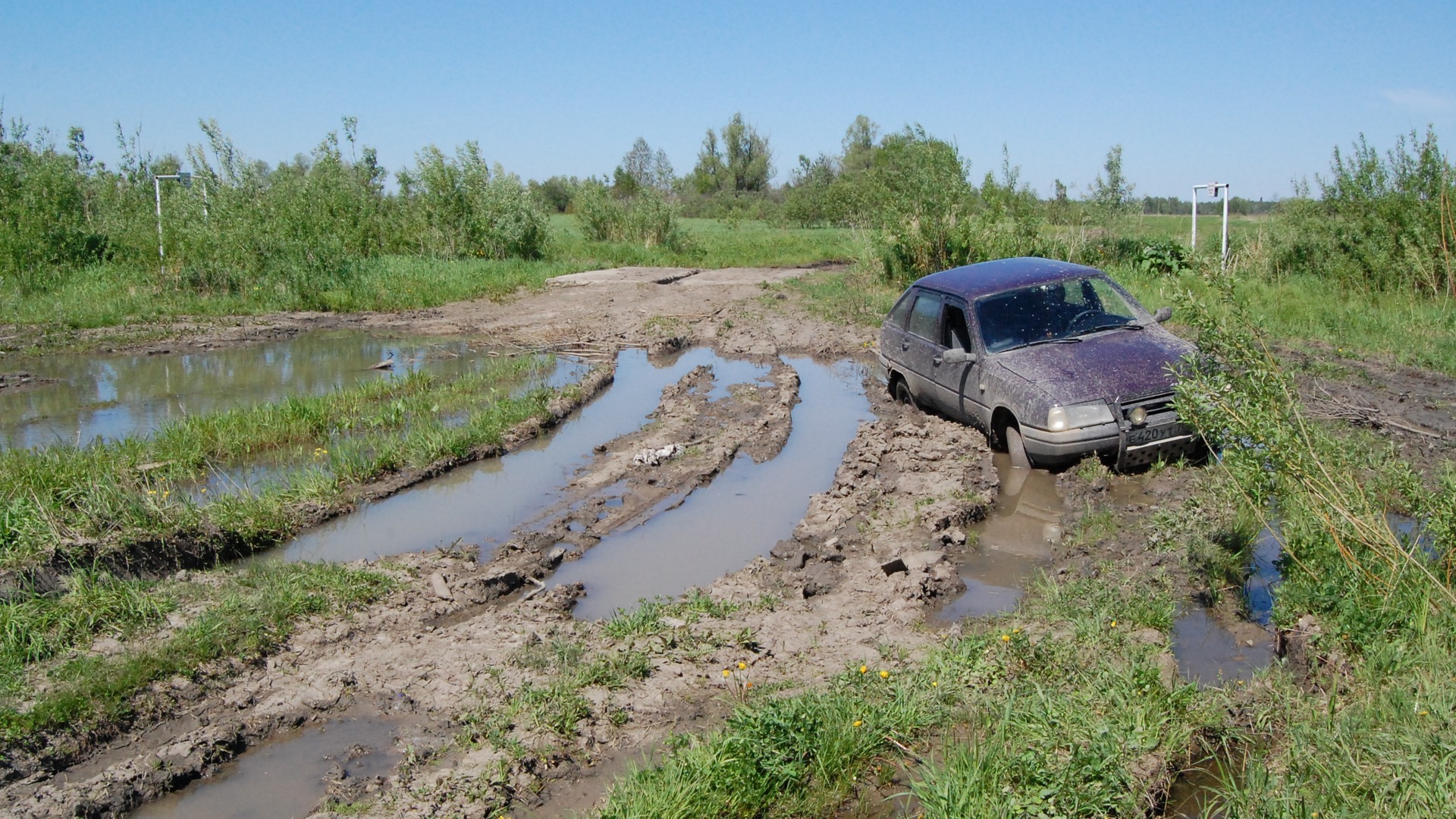 ИЖ 2126 1.8 бензиновый 2004 | бронированный ЁЖ 4 х 4 на DRIVE2