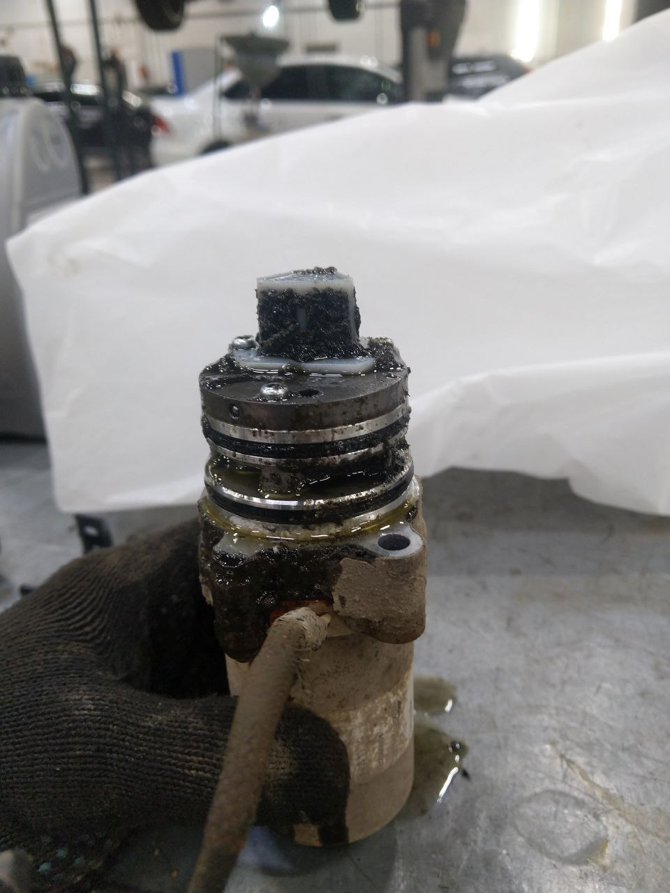 Замена масла в муфте Haldex — Volkswagen Tiguan (2G), 2 л, 2016 года ...