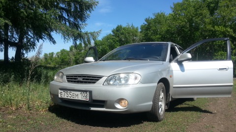 mitsubishi lancer 9 или kia spectra mitsubishi lancer 9 или kia spectra