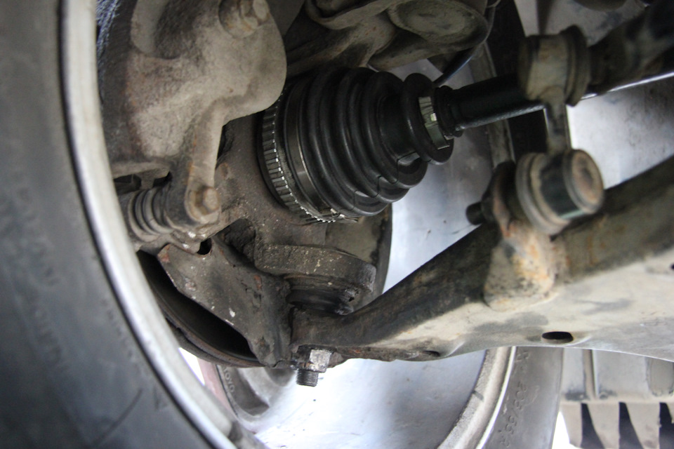 Привод и ШРУС. Вот это поворот! — Honda Civic (7G), 1,7 л, 2002 года ...