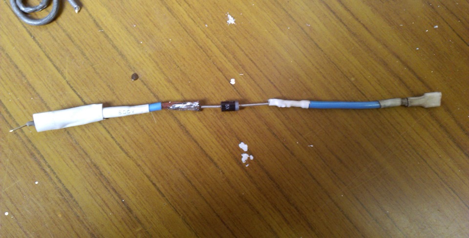 Диод для увеличения напряжения генератора ваз 2107. Дополнительный диод в генератор ваз 2114. Какой диод для повышения напряжения генератора. Диод для увеличения напряжения генератора ваз 2107. Диод в генератор ваз 2107 для повышения напряжения.