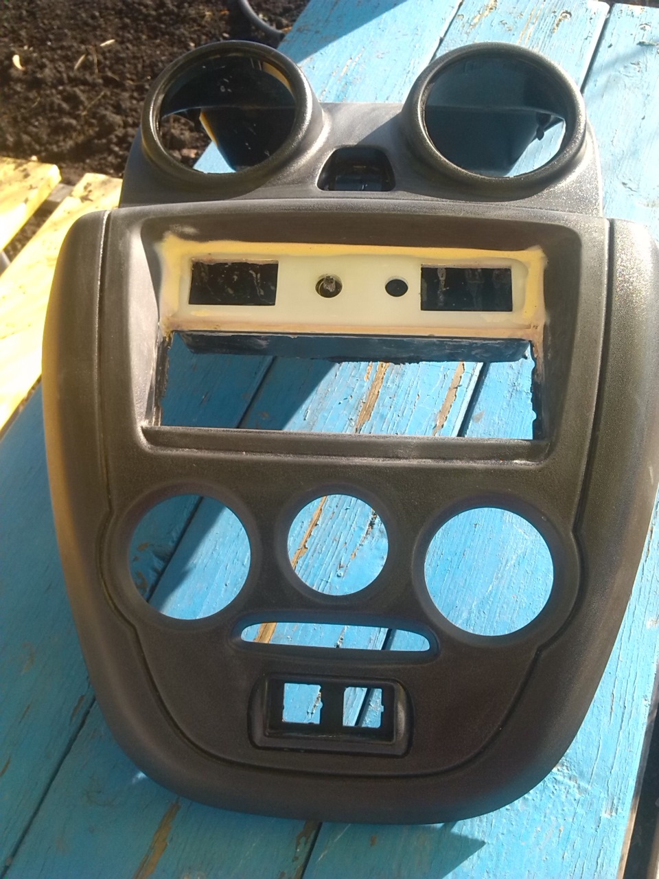 Громкий фронт(9)…вольтметры… — Lada Гранта (1G), 1,6 л, 2013 года ...