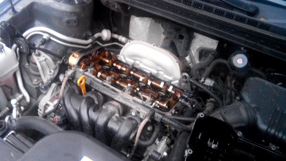 Осмотр состояния цепи ГРМ, зазоров и наличие грязи в головке. Натяжка ...