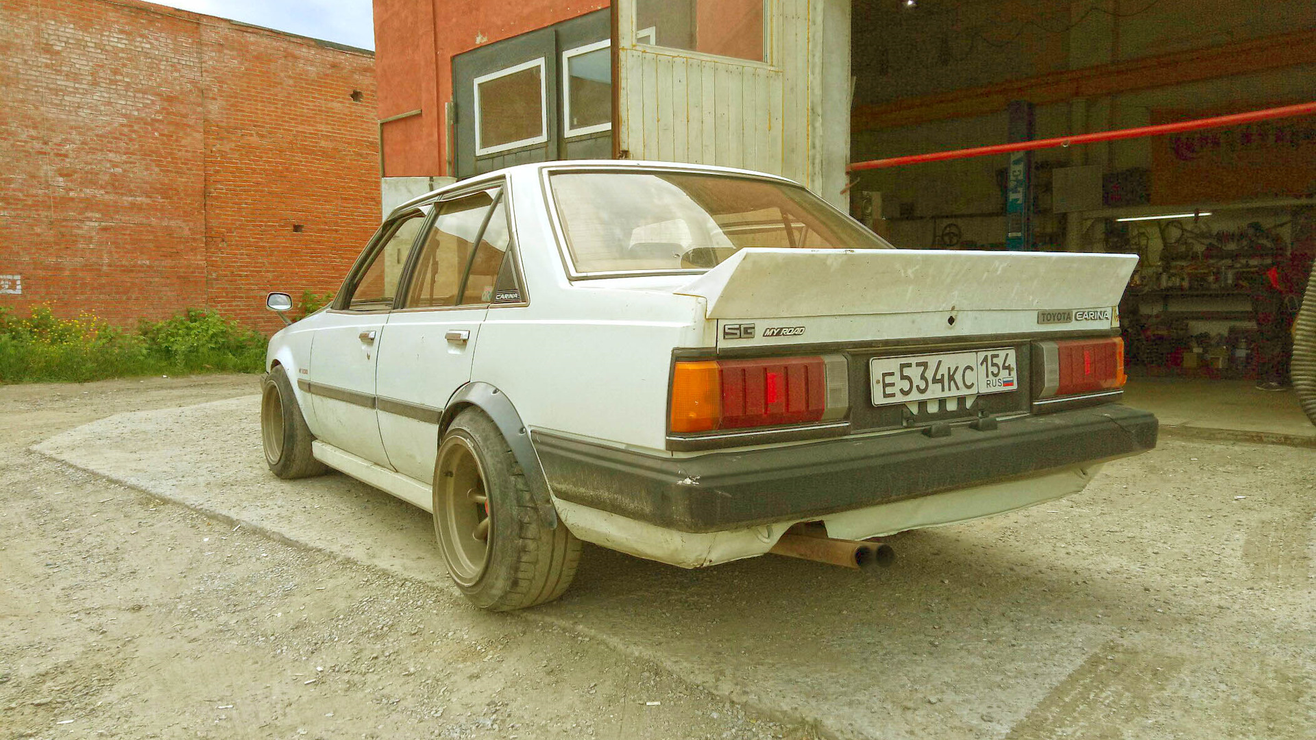 Toyota Carina aa63