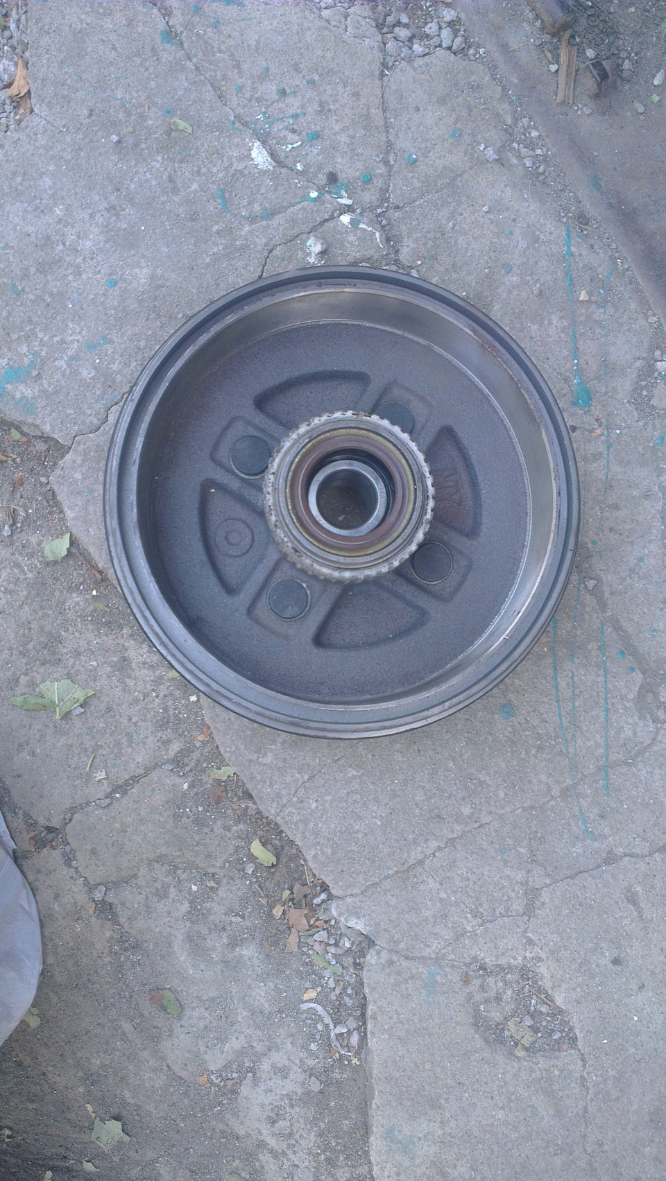 Замена ступичных подшипников — Geely CK, 1,5 л, 2008 года | своими ...