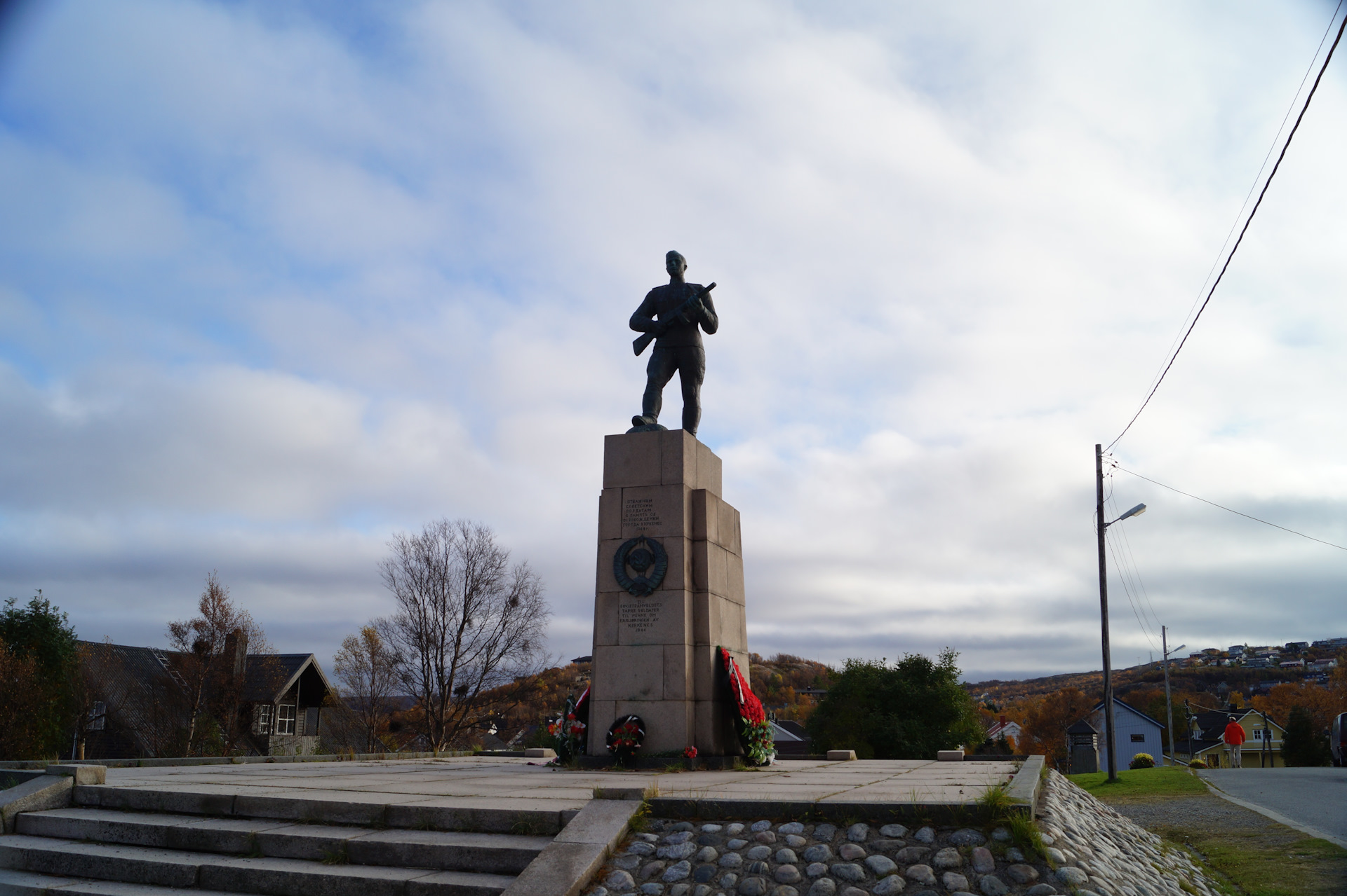 Памятник советским воинам в норвегии. Погода в Киркенесе на неделю.