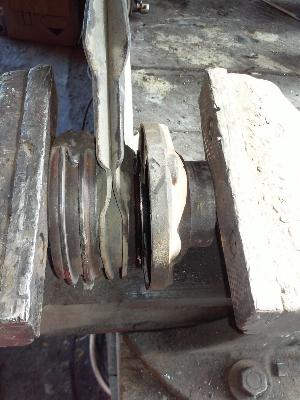 Замена салинблоків — Volkswagen Golf Mk2, 1,6 л, 1985 года | своими ...