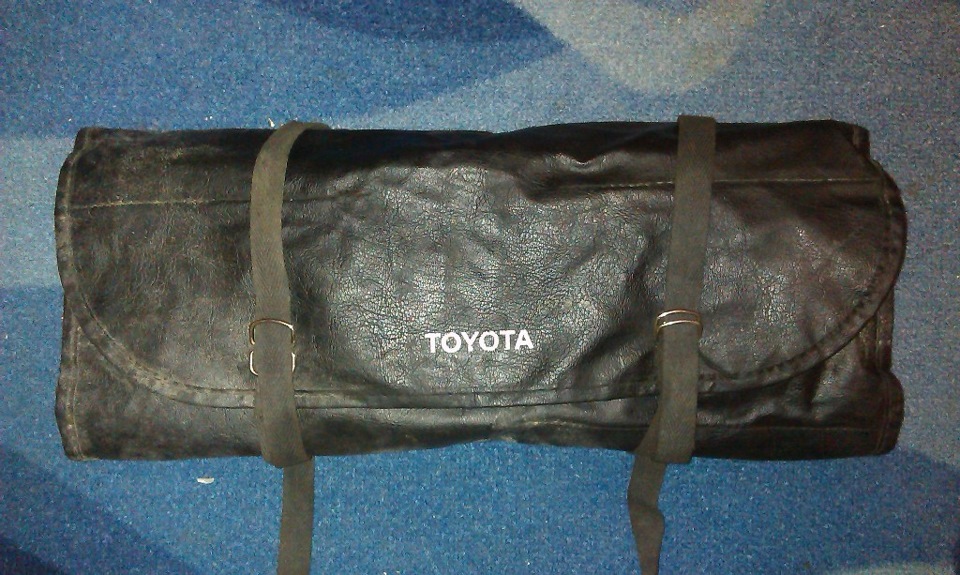 Фото в бортжурнале Toyota Crown (S80/S100)