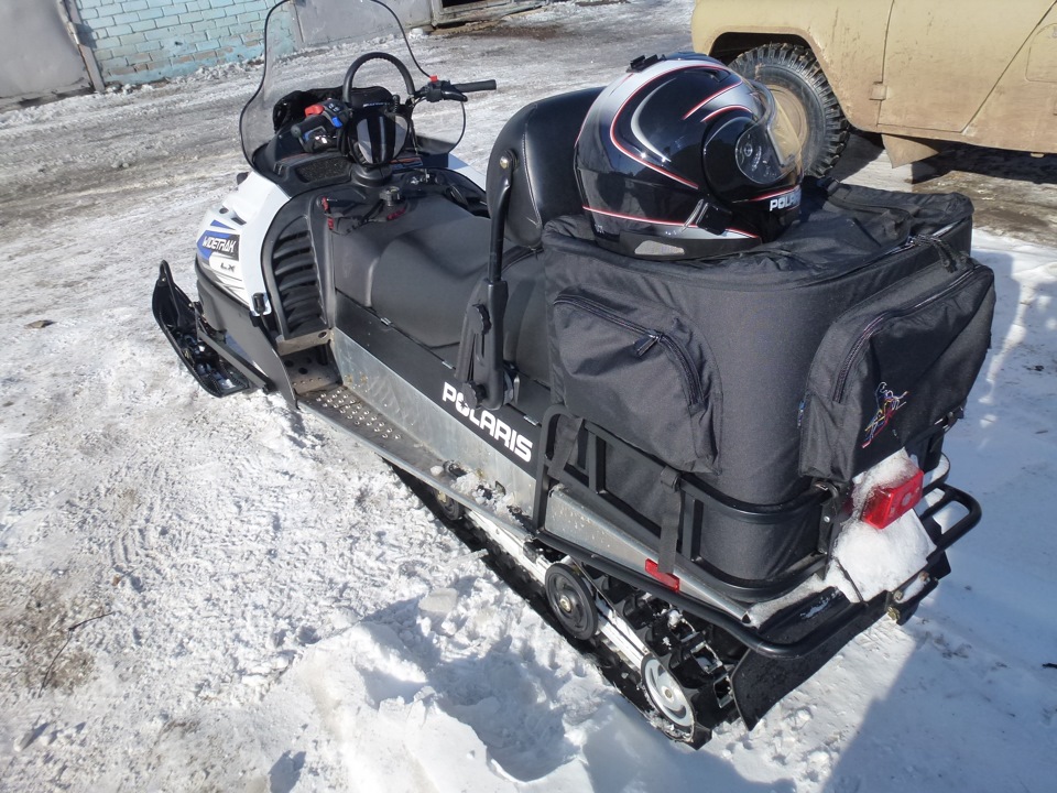 Запчасти поларис 500 снегоход. Polaris WT LX 500. Кофр для снегохода Поларис WIDETRAK LX 500. Кофр на Поларис вайдтрак ЛХ 500. Кофр для снегохода Поларис WIDETRAK IQ 600.