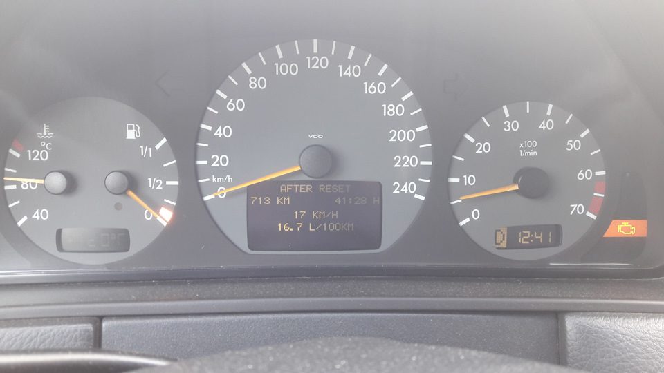 Зимой с прогревами и на короткие поездки в городе — Mercedes-Benz E-Class (W210)