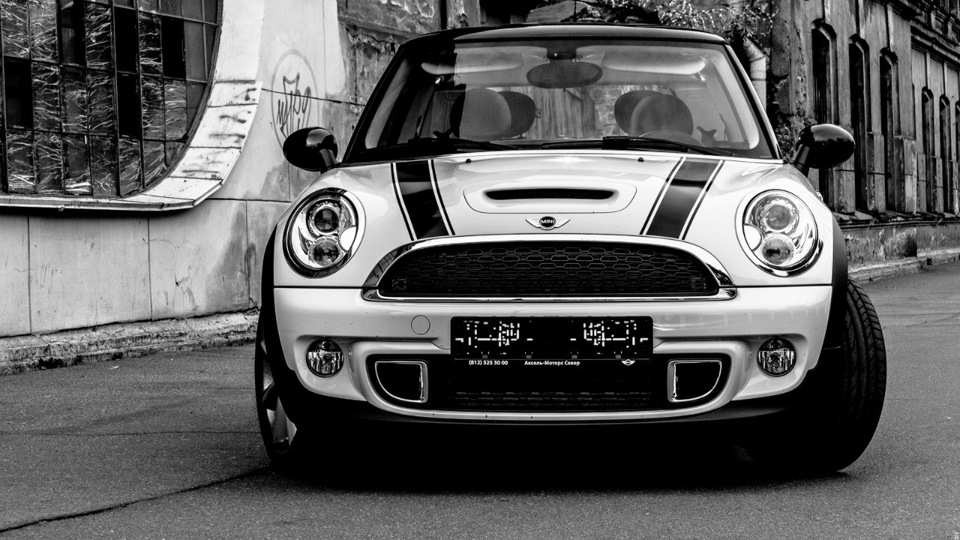 После 1600км плюсы и минусы — MINI Cooper S Mk II, 1,6 л, 2012 года наблюдение DRIVE2
