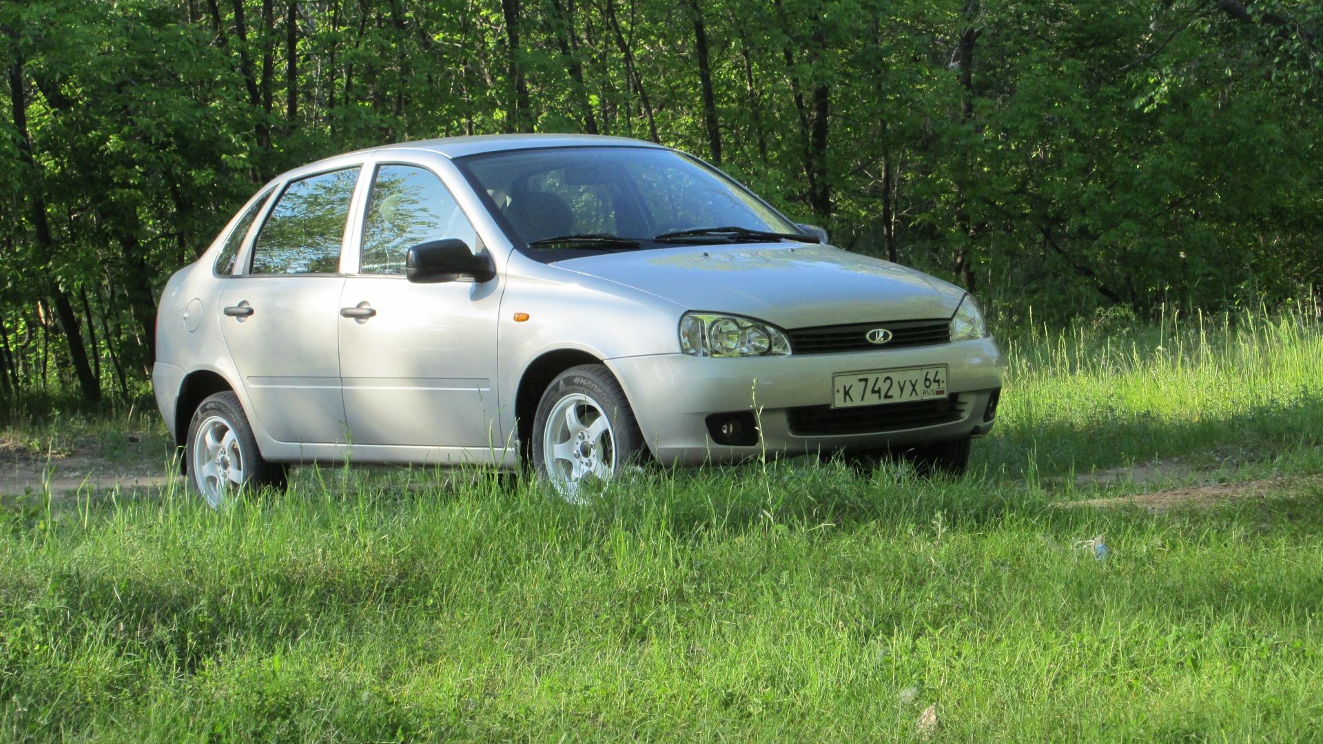 Lada Kalina седан 2004 –