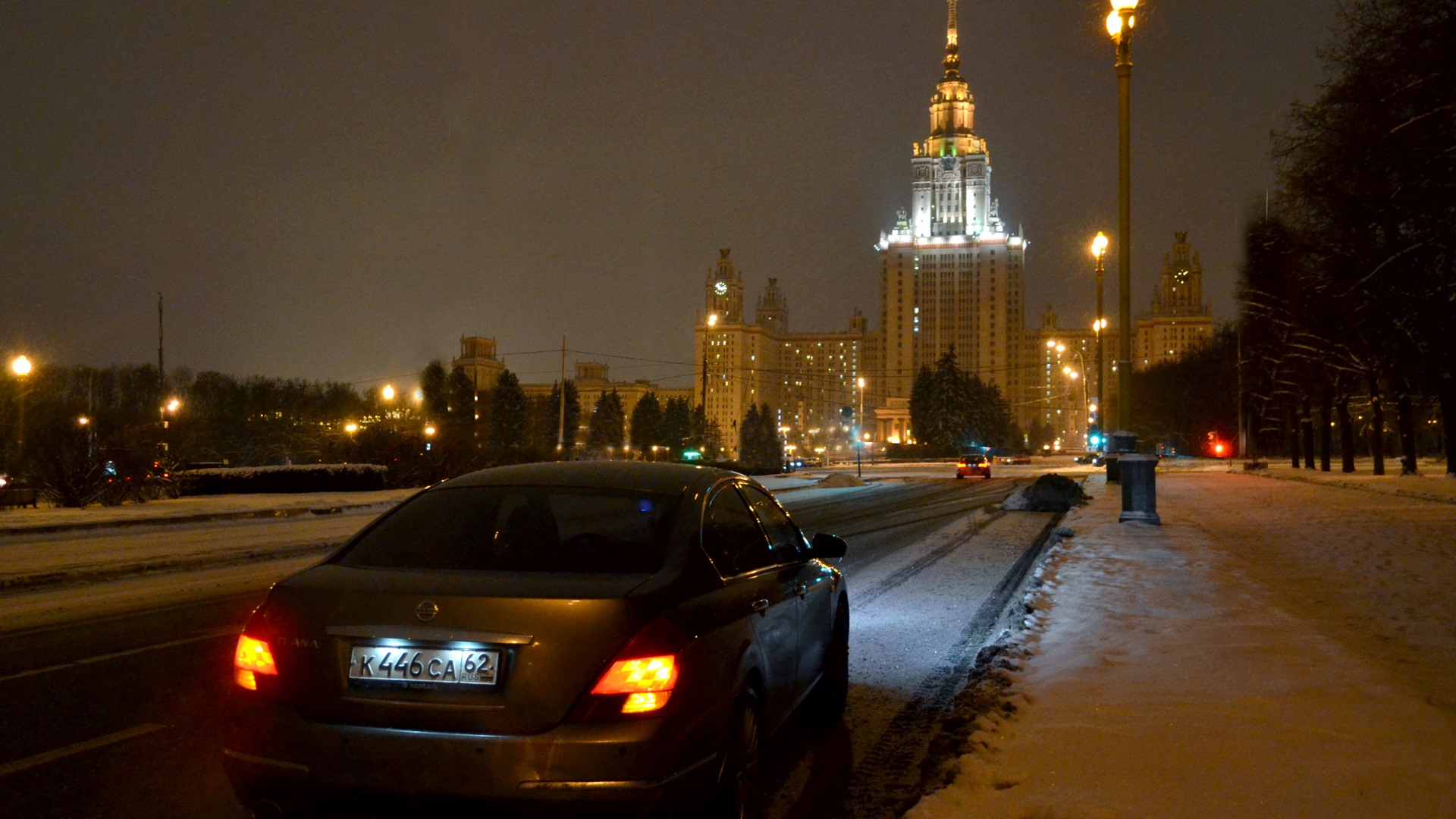 Ночная Москва на машине