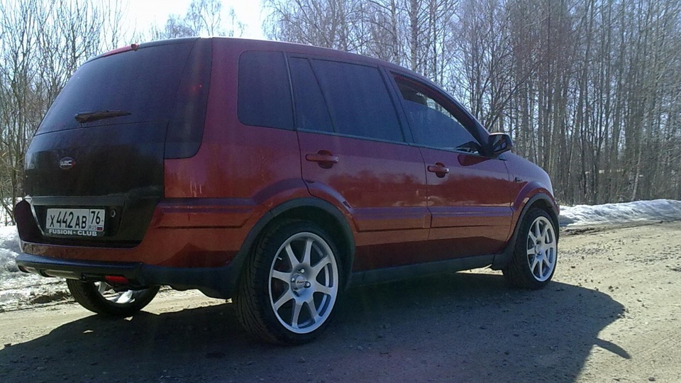 Форд фьюжн тюнинг внешний фото Ford Fusion 1.4 бензиновый 2007 Crazy Red-Black на DRIVE2