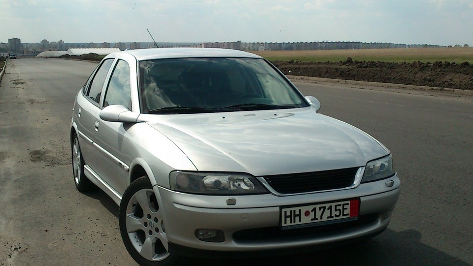 Опель вектра б 2000 года. Opel Vectra b 2000. Опель Вектра 2000. Opel Vectra b 2000 год. Опель Вектра Рестайлинг 2000.