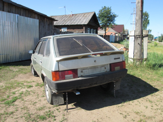 Задняя крышка багажника — Lada 2113, 1,5 л, 2006 года | кузовной ремонт ...