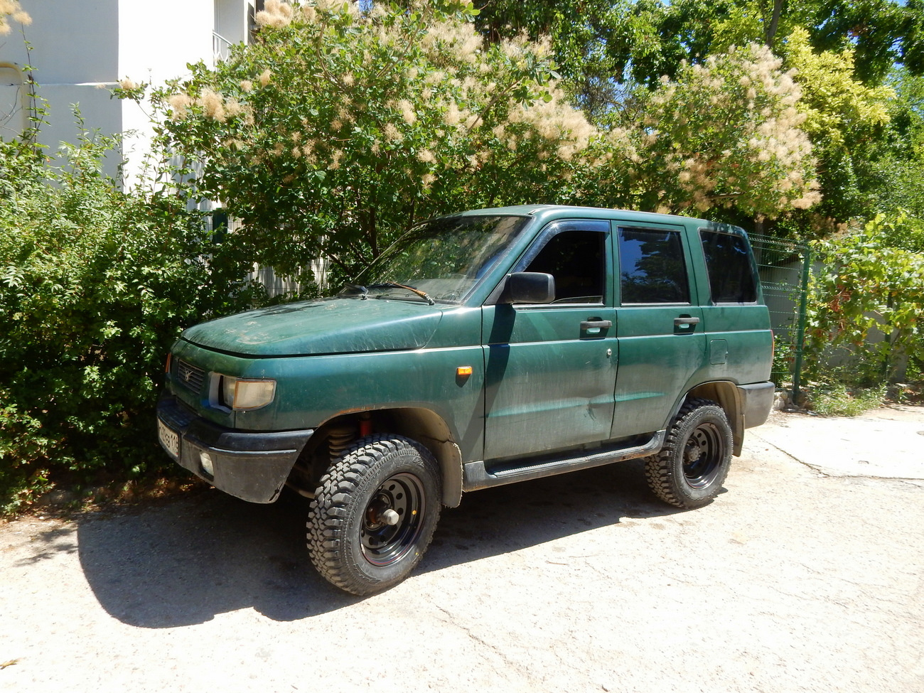 Уаз 31622 2004. Уаз 3160 симбир. Крыло симбир уаз. Шины уаз симбир. Шины уаз симбир.