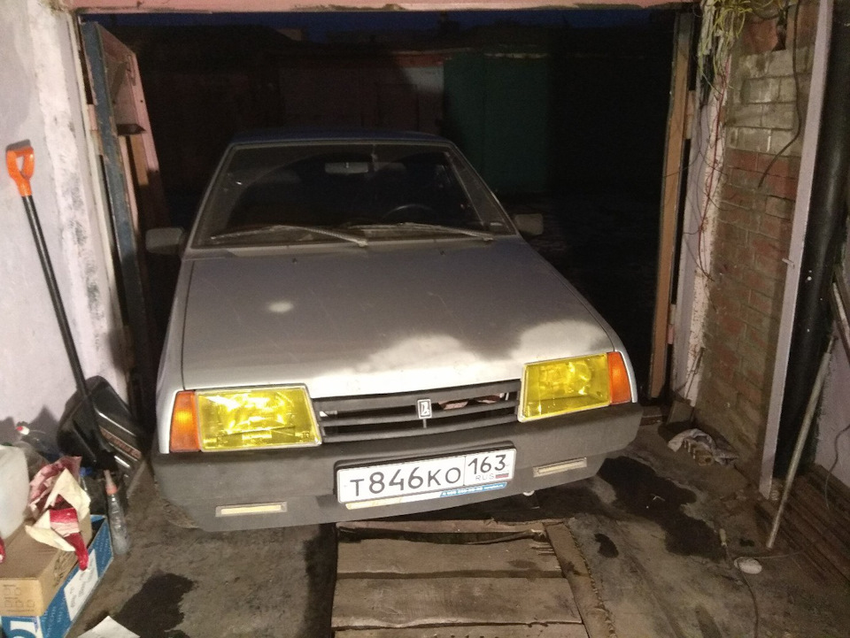 Желтая пленка на фары — Lada 21093i, 1,6 л, 2001 года | стайлинг | DRIVE2