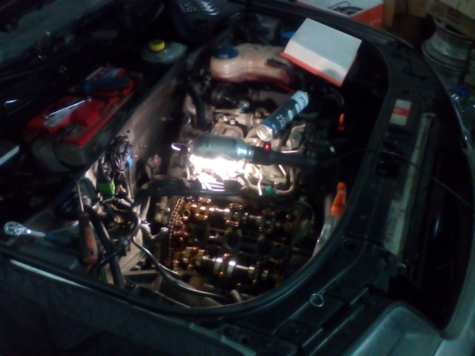 Запах горелого масла — Audi Allroad (C5), 2,7 л, 2004 года | визит на ...