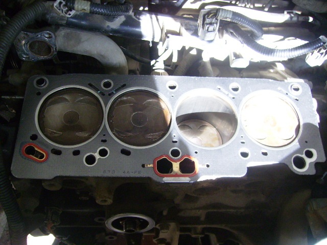 Bulkhead engines - Toyota Carina E 16 L 1993