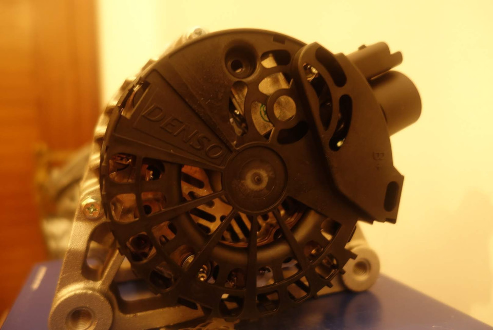 DAN 1336 — Citroen C5 (1G). Запчасти на фото: DAN1336