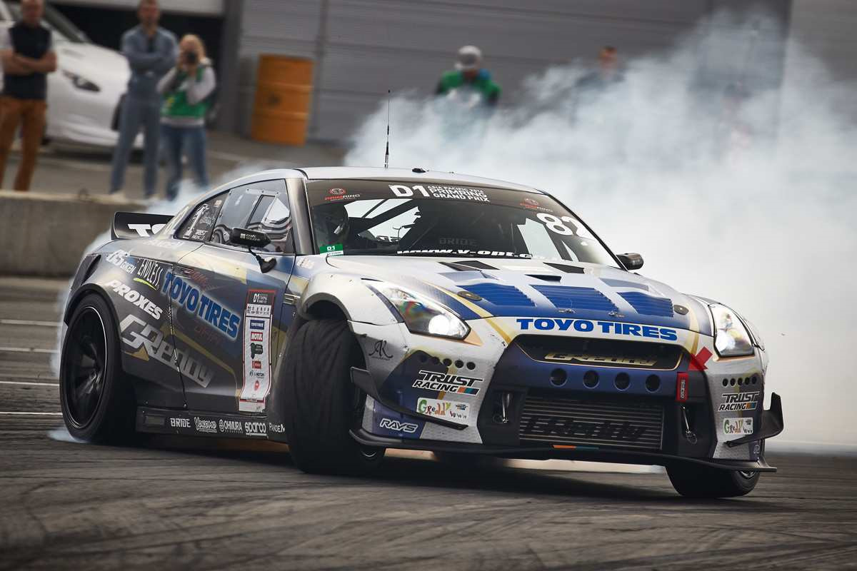 R drifting. Nissan GTR r35 Masato Kawabata. ГТР 35 Масато Кавабата. Nissan GTR r35 дрифт. Nissan GTR r35 Гоча.