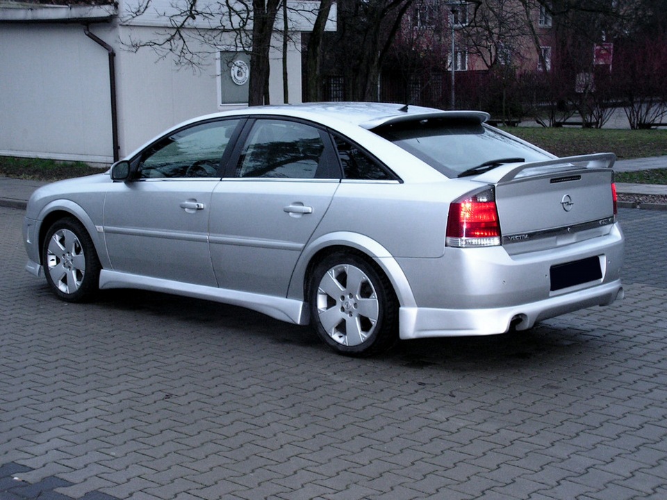 Opel Vectra 2004 Tuning