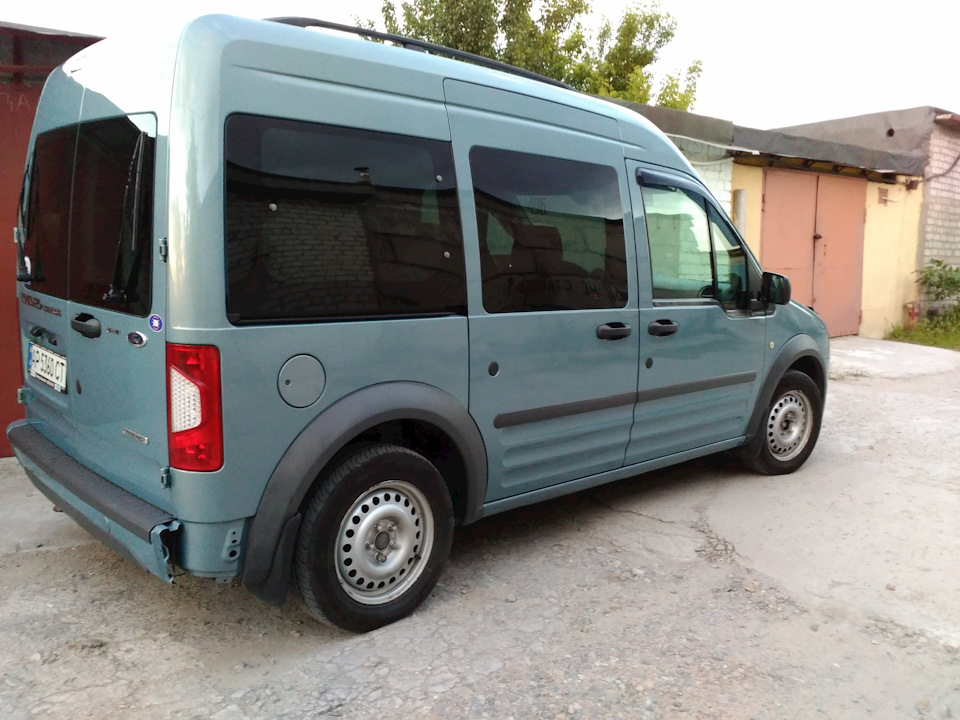 Форд торнео коннект бу. Ford Transit connect 2008. Ford Tourneo connect 2011. Ford Transit connect 1.8 МТ. Ford Transit connect 2011.
