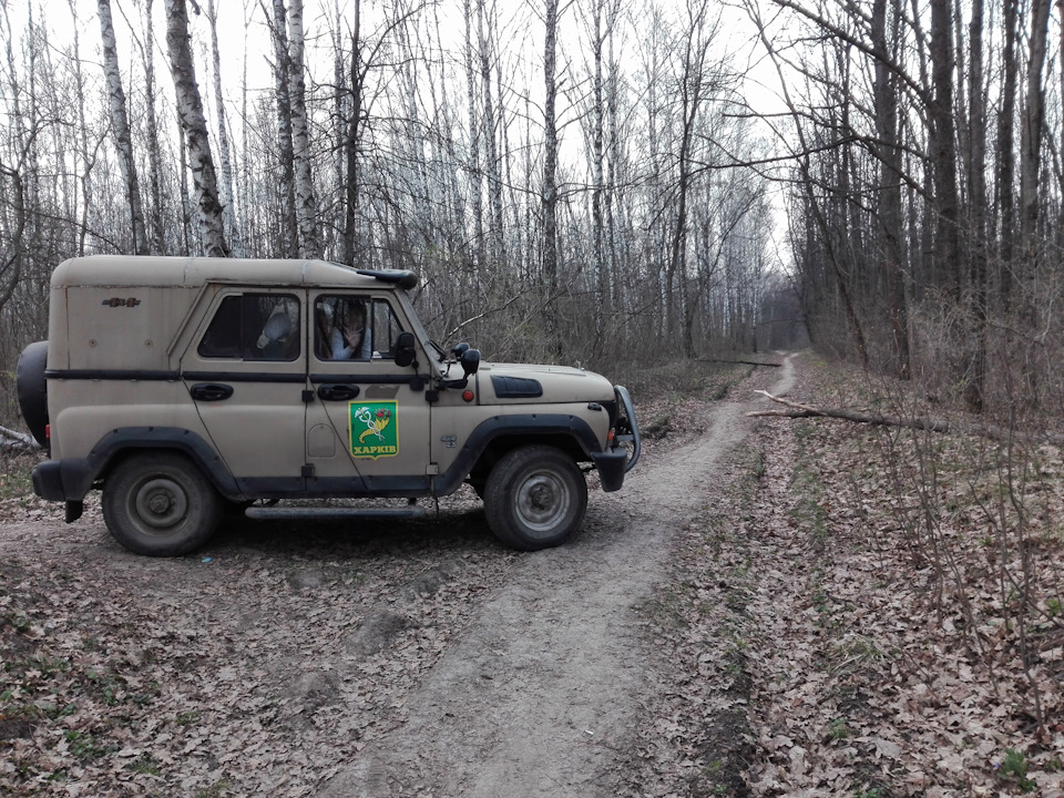 Уаздао. Уаз дао. Уаз 469 открытый капот. Уаз 469 открытый капот. Уаз 469 под капотом.