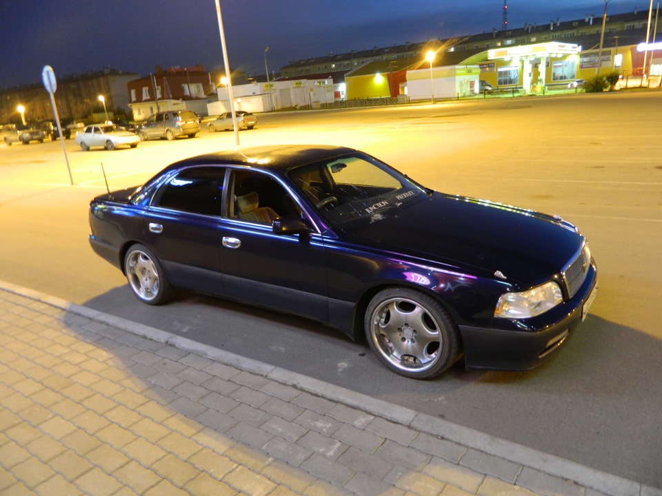 Toyota Crown Majesta 1995