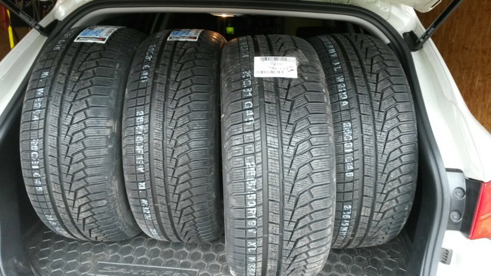 Шины 255 60 r18. Автомобильная шина Hankook Tire Winter i*cept EVO 2 w320a SUV 225/60 r18 104h зимняя. Ханкук w320a. Автомобильная шина Hankook Tire Winter i*cept EVO 2 w320a SUV 235/50 r19 103v зимняя. Автомобильная шина Hankook Tire Winter i*cept EVO 2 w320a SUV 255/50 r20 109v зимняя.