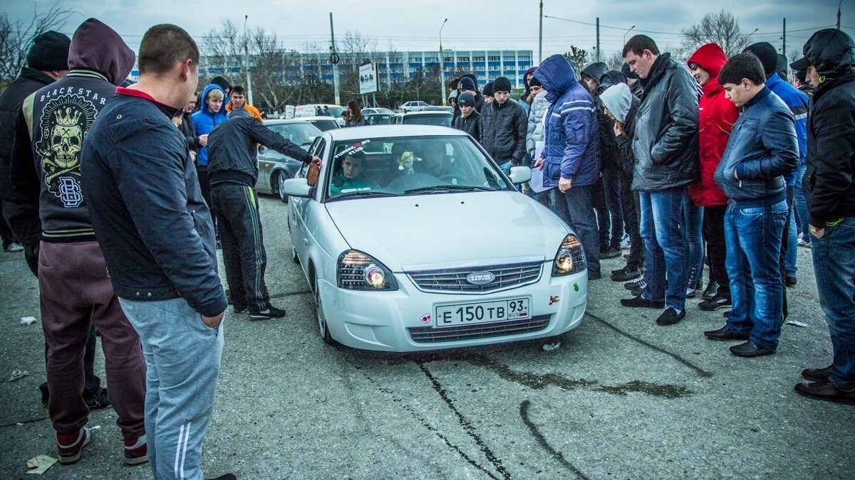 Lada Приора хэтчбек 1.6 бензиновый 2010 | MUSIC AND STYLE на DRIVE2