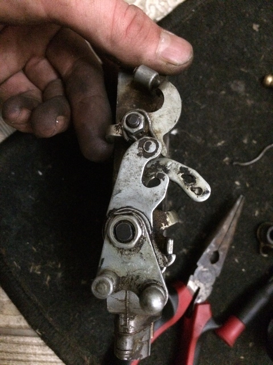 лапки сцепления газ 53. лапка корзины сцепления газ 52. лапки корзины сцепления газ 53. лапки сцепления газ 53. кронштейн педали газа ваз 2107 карбюратор.