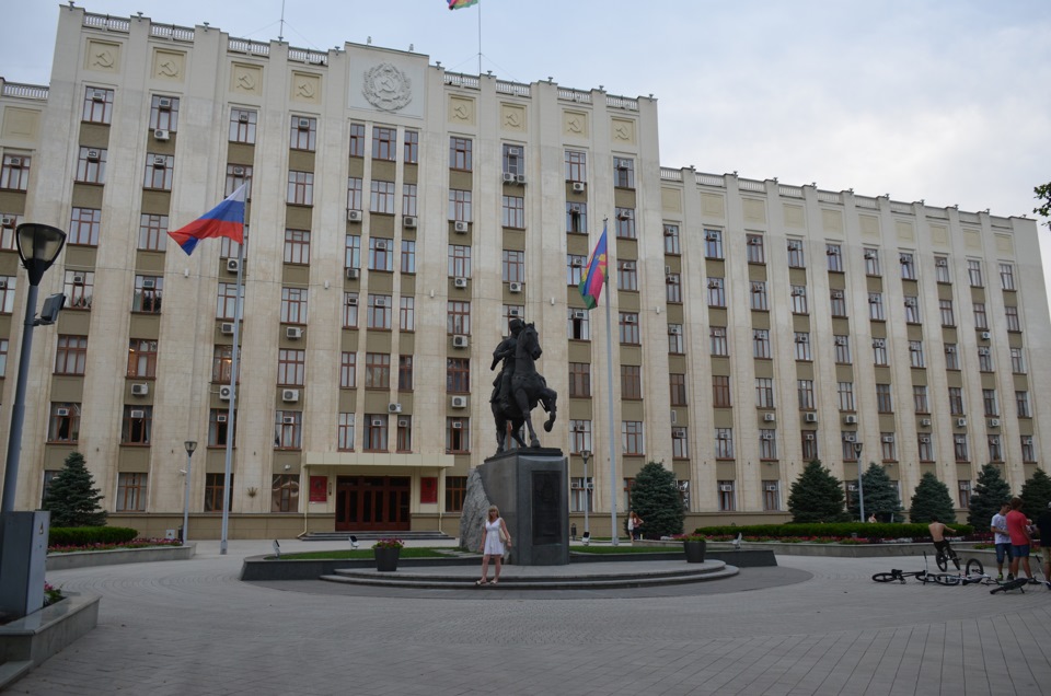 Кубань столица кубани. Краснодар фото. Александровская арка в краснодаре. Проект про город краснодар. Памятник святой великомученице екатерине в краснодаре.